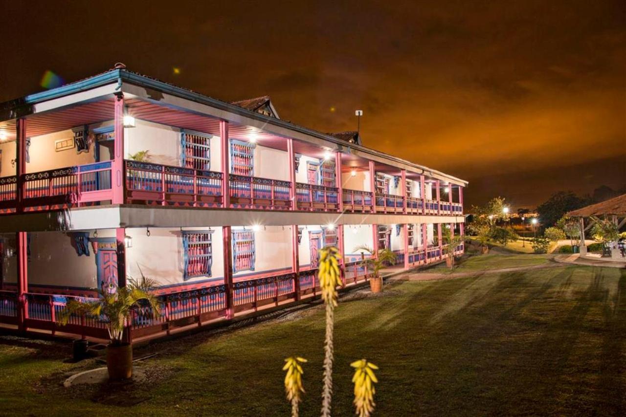 Hotel Arrayanes Del Quindio Montenegro Exterior foto